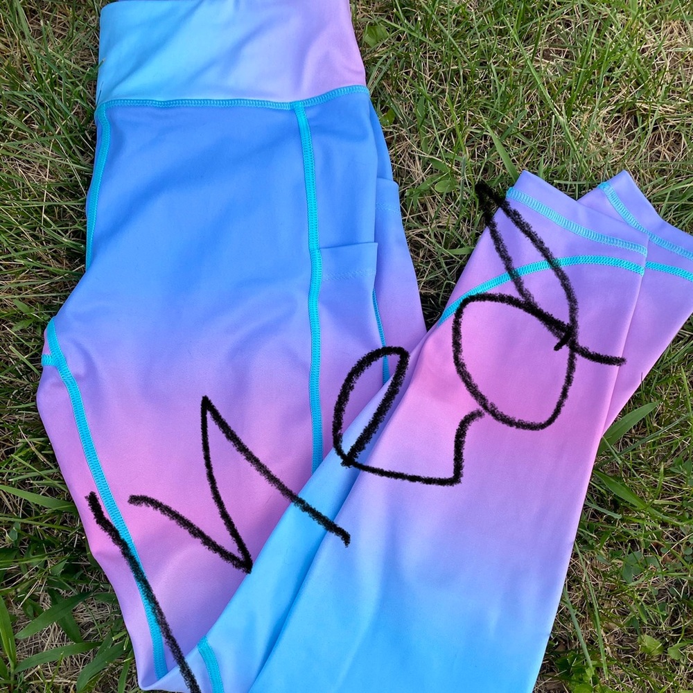 Medium Ombré Curves and Combat Boots Leggings